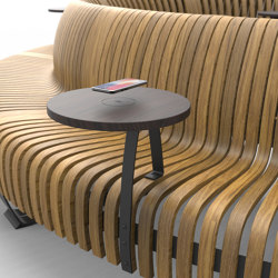 Radius wireless table charger | Schuko sockets | Green Furniture Concept