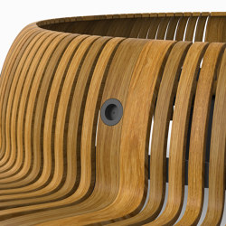 Radius Rib Charger | Schuko sockets | Green Furniture Concept