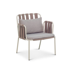 Teja low armchair | Chairs | Bivaq