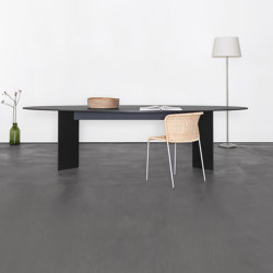 MONOtable | Contract tables | Sanktjohanser