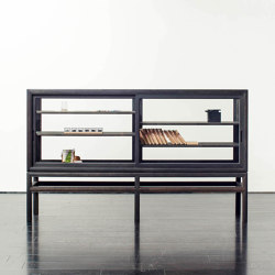 Museum cabinet for private collection | free-standing | Time & Style