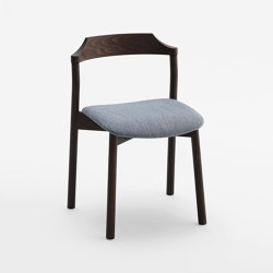 YUMI Stackable Chair 1.01.I | Chaises | Cantarutti