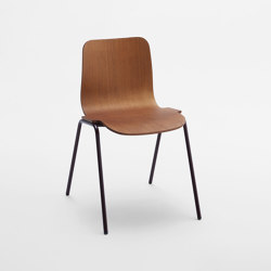 TIPI Stackable Chair 1.31.Z/I | Sillas | Cantarutti