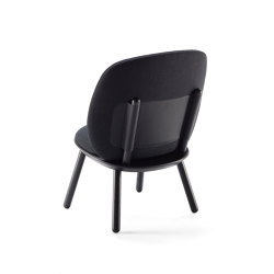 Naïve Low Chair, black, Kvadrat | Sillones | EMKO PLACE