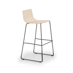 Marina | Bar stools | True Design