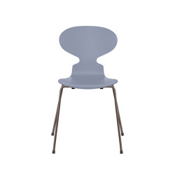Ant™ | Chair | 3101 | Lavender blue lacquered  | Brown bronze base | Sillas | Fritz Hansen