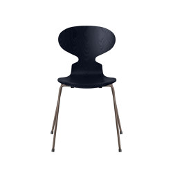 Ant™ | Chair | 3101 | Midnight blue coloured ash | Brown bronze base | Sedie | Fritz Hansen