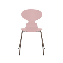 Ant™ | Chair | 3101 | Pale rose lacquered  | Brown bronze base | Chairs | Fritz Hansen