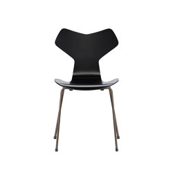 Grand Prix™ | Chair | 3130 | Black lacquered | Brown bronze base | Stühle | Fritz Hansen