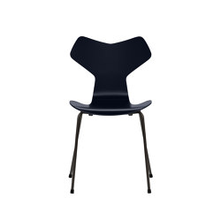 Grand Prix™ | Chair | 3130 | Midnight blue lacquered | Black base | Sedie | Fritz Hansen