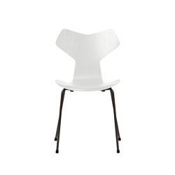 Grand Prix™ | Chair | 3130 | White coloured ash | Black base | Chaises | Fritz Hansen