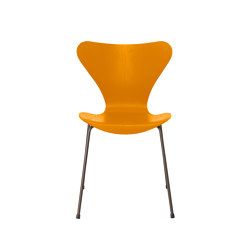 Series 7™ | Chair | 3107 | Burnt Yellow coloured ash | Brown bronze base | Chairs | Fritz Hansen