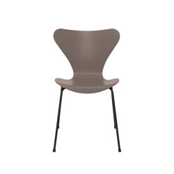 Series 7™ | Chair | 3107 | Deep Clay coloured ash | Black base | Chairs | Fritz Hansen