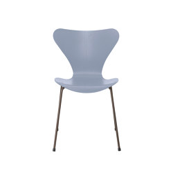 Series 7™ | Chair | 3107 | Lavender blue coloured ash | Brown bronze base | Stühle | Fritz Hansen