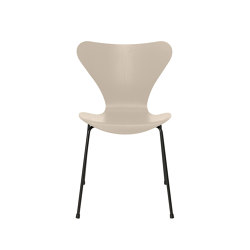 Series 7™ | Chair | 3107 | Light beige coloured ash | Black base | Stühle | Fritz Hansen