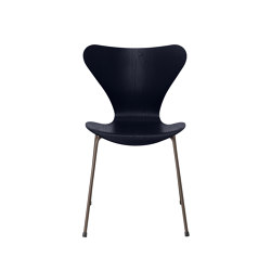 Series 7™ | Chair | 3107 | Midnight blue coloured ash | Brown bronze base | Chaises | Fritz Hansen