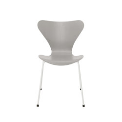 Series 7™ | Chair | 3107 | Nine grey coloured ash | White base | Sillas | Fritz Hansen