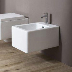 Cool wall-hung bidet | Bathroom fixtures | NIC Design