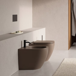 Pin floor-mounted bidet