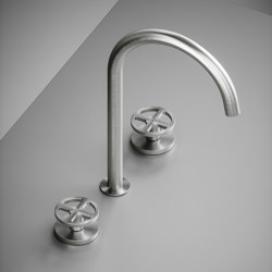 Valvola02 | Three-hole mixer with swivelling spout. | Bath taps | Quadrodesign