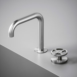 Valvola02 | Two-hole hydroprogressive mixer swivelling spout. | Bath taps | Quadrodesign