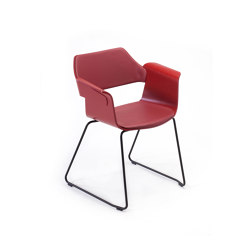 Flagship Armchair with sled base | Sillas | PlyDesign