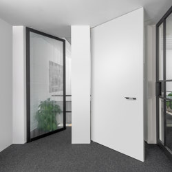 Moderne Innentüren Pivot Türen SVING Holz | Internal doors | ComTür