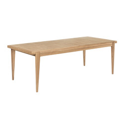 S-Table | Oak Matt Lacquered | Esstische | GUBI