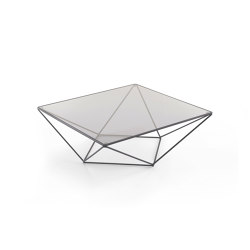 Avet Beistelltisch | Coffee tables | Prostoria