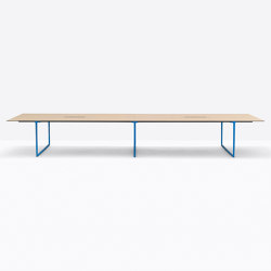 Toa Conference CC | Contract tables | PEDRALI