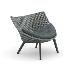 MBRACE Lounge chair | Sillones | DEDON
