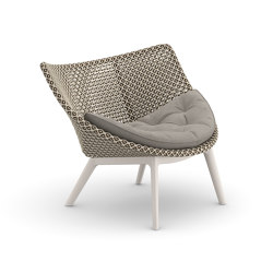 MBRACE Lounge chair | Sillones | DEDON