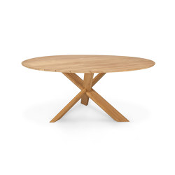 Circle | Teak outdoor dining table | Dining tables | Ethnicraft