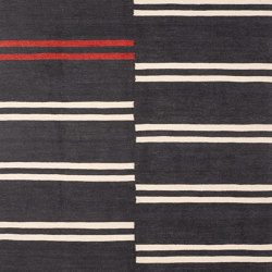 Essentials kilim rug collection | Black Mazandaran kilim rug | Rugs | Ethnicraft
