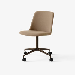 Rely HW23 Bronzed w. Hallingdal 224 | Chairs | &TRADITION