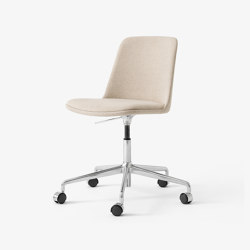 Rely HW31 Polished Aluminium w. Hallingdal 200 | Chairs | &TRADITION
