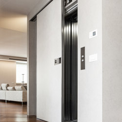 Vela | The sliding safety door | Entrance doors | Oikos – Architetture d’ingresso