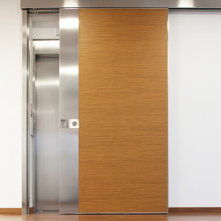 Vela | The sliding safety door | Haustüren | Oikos – Architetture d’ingresso