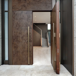 Tekno | The safety door with laminam Covering
