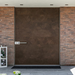 Synua | La puerta blindada para las grandes dimensiones, con funcionamiento de pivote vertical y complanar con la pared | Puertas de las casas | Oikos – Architetture d’ingresso