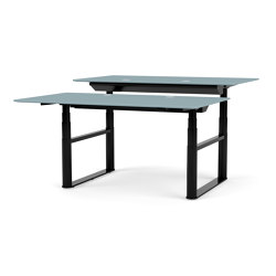 HiLow Double – height-adjustable desk with double frame | Montana Furniture | Tavoli contract | Montana Furniture