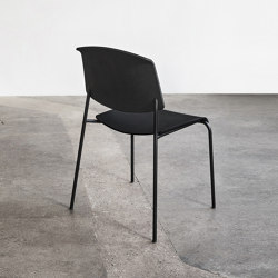 Pause Stuhl | Chairs | Magnus Olesen