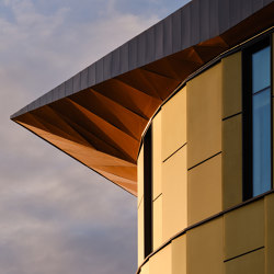 Red River College Innovation Center | Facade systems | SolarLab