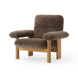 Brasilia Lounge Chair | Natural Oak | Sheepskin, Root | Poltrone | Audo Copenhagen