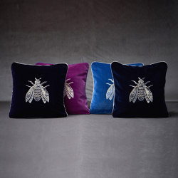 Piccole gioie Velvet Cushion Bee embroidery | Home textiles | Mastro Raphael