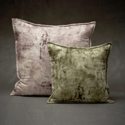 Tiziano Cushion in plain velvet | Home textiles | Mastro Raphael