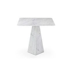 COSMOS Quadratischer Beistelltisch | Side tables | Oia by Barmat