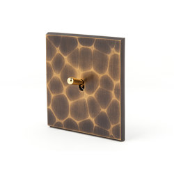 Wave - Single Cover Plate - 1 gold toggle | Toggle switches | Modelec