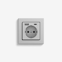 E2 | USB socket outlet Grey matt | Prese Schuko | Gira