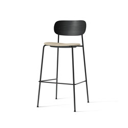 Co Bar Chair, Black Steel | Black Oak / MENU Bouclé 02 | Bar stools | Audo Copenhagen
